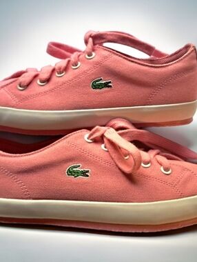 Lacoste Womens Pink Canvas Sneakers Sz 8 LIKE NEW!